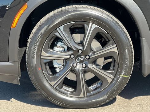 New 2026 INFINITI QX60 Autograph w/ Dark Cargo Package image 32