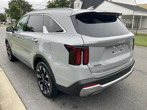 New 2026 Kia Sorento EX image 16