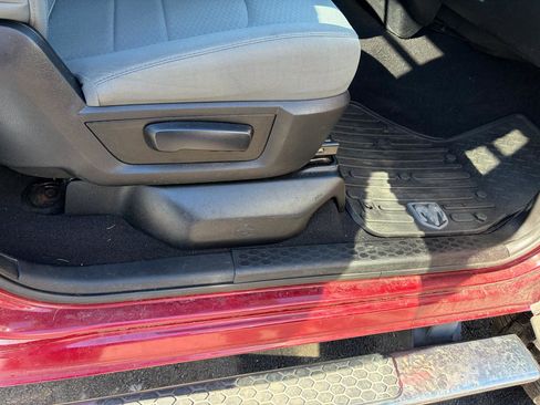 Used 2015 RAM 2500 SLT image 39