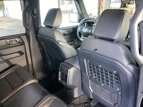 New 2025 Ford Bronco Badlands image 37