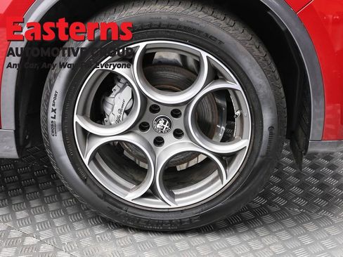 Used 2024 Alfa Romeo Stelvio Ti w/ Active Assist Plus Package AWD/4WD image 31