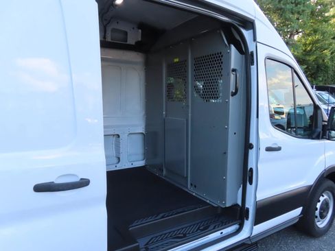 Used 2020 Ford Transit 250 148 High Roof Extended RWD image 10