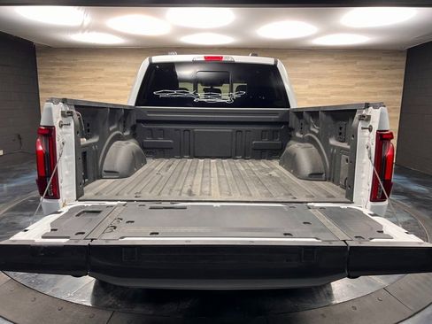 Used 2025 Ford F150 Lariat w/ Equipment Group 501A Mid image 22