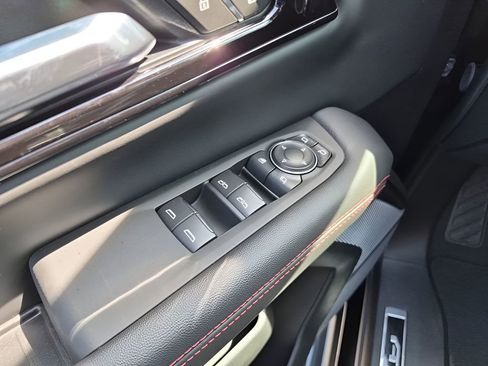 New 2026 GMC Yukon XL AT4 Ultimate image 29