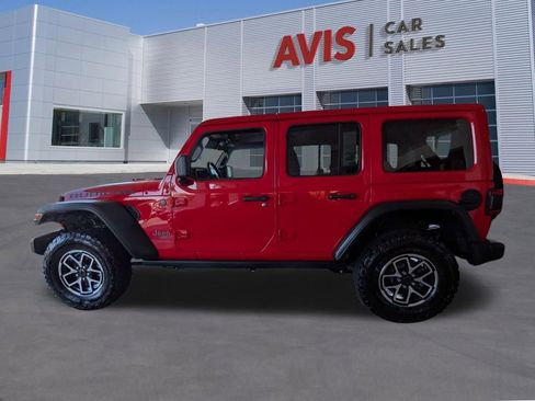 Used 2025 Jeep Wrangler Unlimited Rubicon w/ Convenience Group image 11