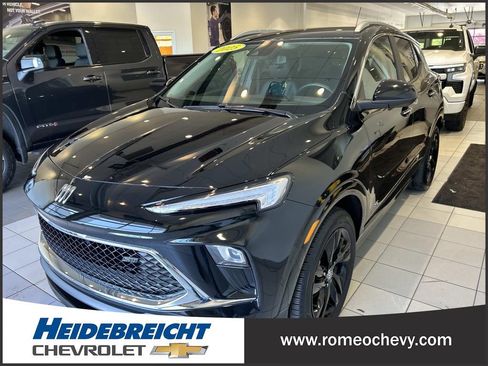 Used 2025 Buick Encore GX Sport Touring FWD image 6