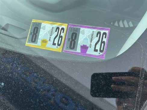 Used 2025 Chevrolet Trax LS image 34