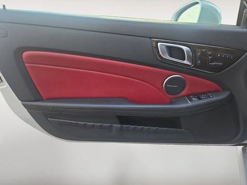 Used 2015 Mercedes-Benz SLK 250 w/ Premium Package image 14