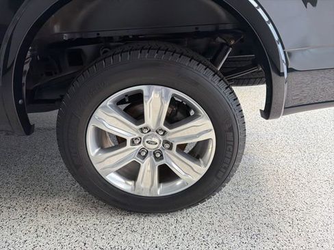 Used 2018 Ford F150 Platinum w/ Equipment Group 701A Luxury image 38