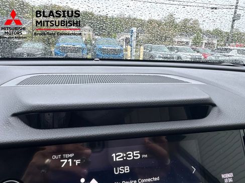 Used 2024 Subaru Outback Limited AWD/4WD image 34
