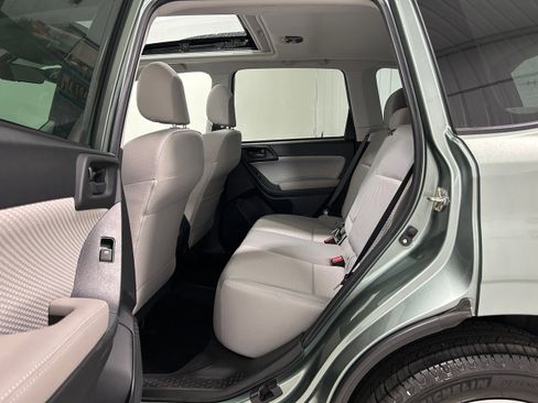 Used 2018 Subaru Forester 2.5i Premium w/ Popular Package #2A image 27