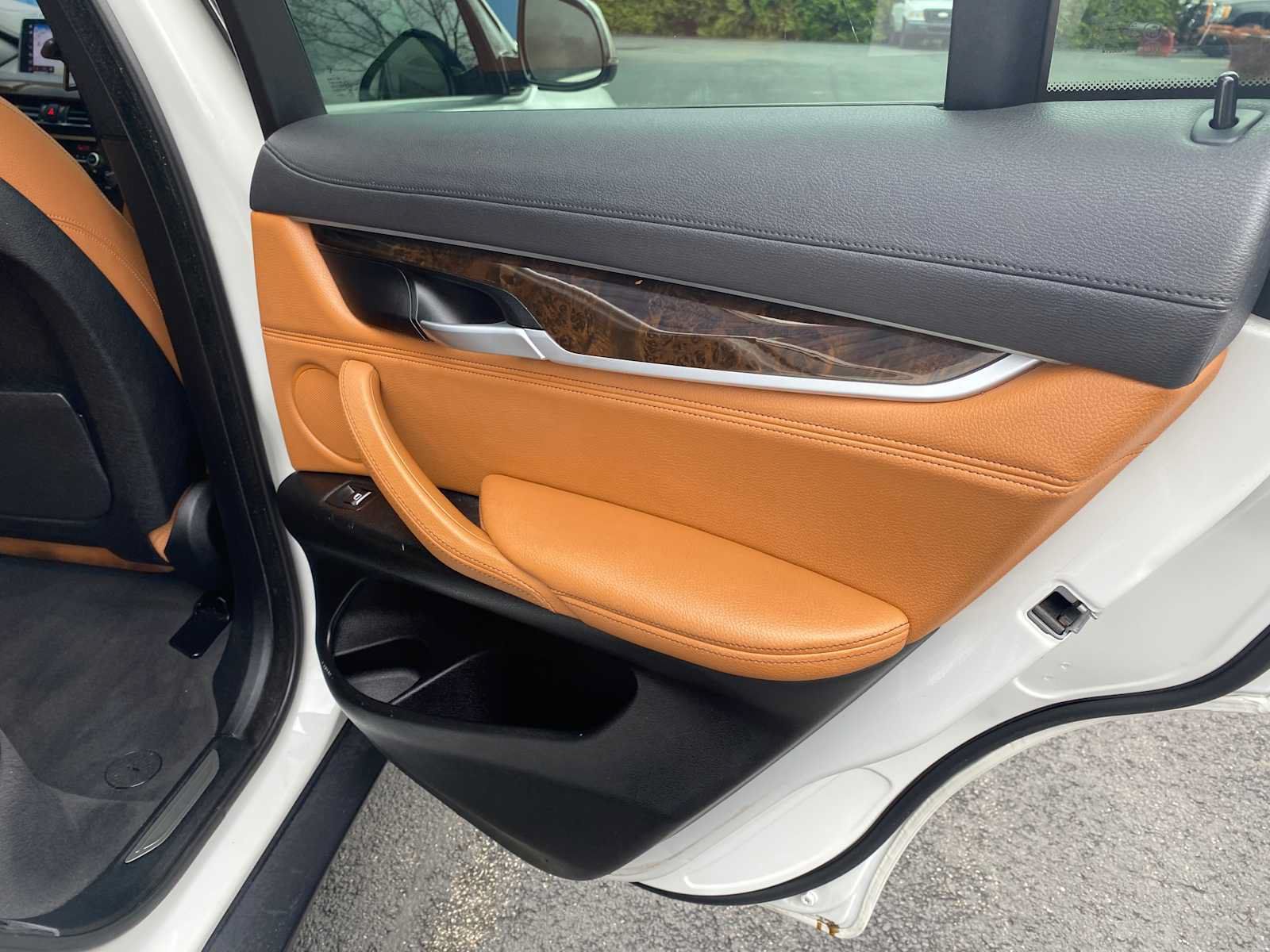 Used 2018 BMW X6 M50i AWD/4WD image 35