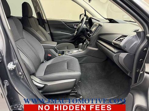 Used 2023 Subaru Forester Premium image 20