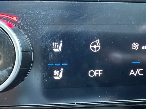 Certified 2025 Hyundai Tucson Limited FWD image 32