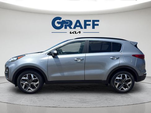 Used 2020 Kia Sportage EX w/ EX Technology Package AWD/4WD image 3