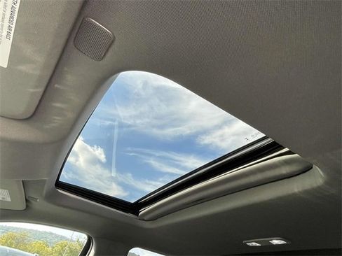 New 2026 GMC Sierra 1500 SLT w/ SLT Premium Plus Package image 20