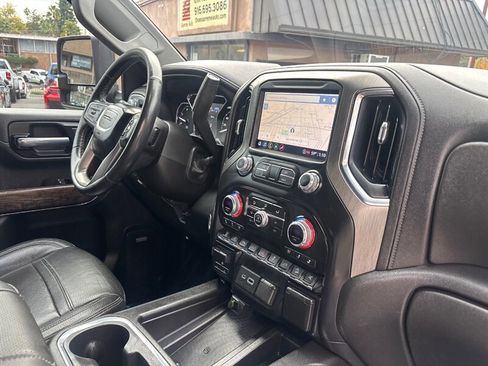 Used 2022 GMC Sierra 2500 Denali w/ Denali Ultimate Package image 31