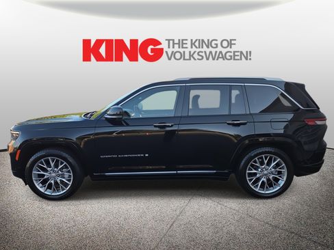 Used 2023 Jeep Grand Cherokee Summit w/ Adv Protech Group IV image 4