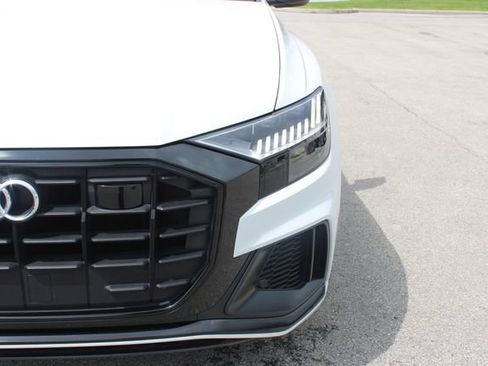 Used 2021 Audi Q8 Prestige AWD/4WD image 40