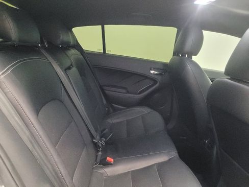 Used 2016 Kia Forte SX w/ SX Premium Technology Package FWD image 19