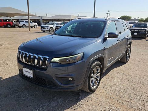 Used 2021 Jeep Cherokee Latitude Plus FWD image 4