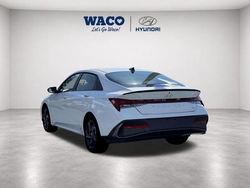New 2026 Hyundai Elantra Sport FWD image 7