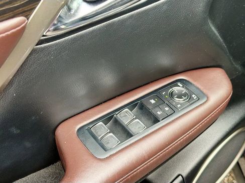 Used 2017 Lexus RX 350 350 w/ Premium Package image 18