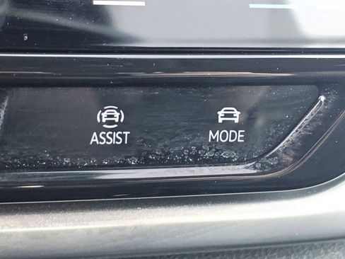 Used 2021 Volkswagen ID.4 Pro image 28