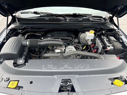 Used 2022 RAM 1500 Limited AWD/4WD image 35