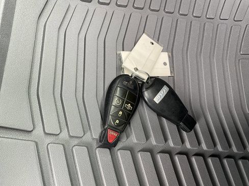 Used 2016 RAM 1500 Rebel AWD/4WD image 30
