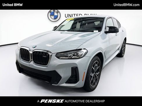Used 2025 BMW X4 M40i image 1