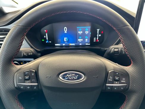 Certified 2024 Ford Escape ST-Line w/ Tech Pack #1 FWD image 27