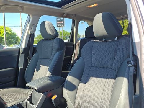 Used 2019 Subaru Forester Premium AWD/4WD image 59