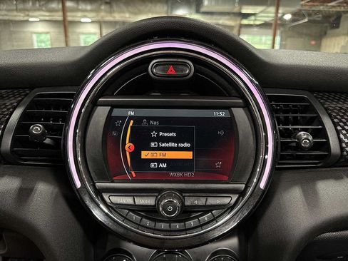 Used 2019 MINI Cooper S FWD image 20