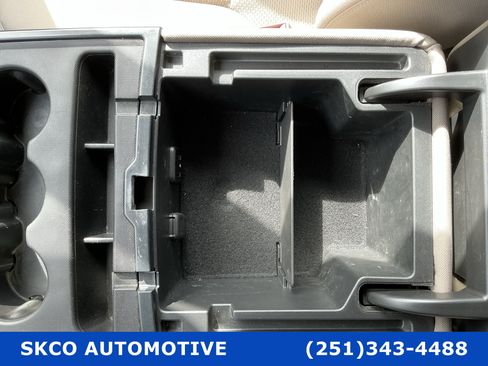 Used 2018 Chevrolet Silverado 1500 LT w/ All Star Edition AWD/4WD image 26