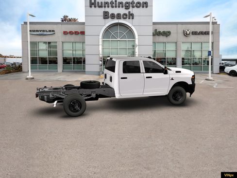 New 2026 RAM 3500 Tradesman image 15