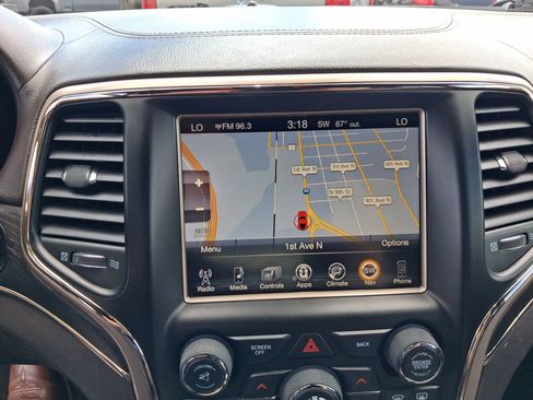 Used 2014 Jeep Grand Cherokee Summit AWD/4WD image 16
