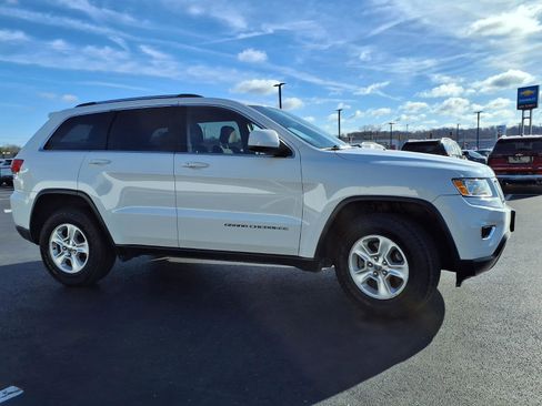 Used 2015 Jeep Grand Cherokee Laredo w/ Quick Order Package 23E AWD/4WD image 30