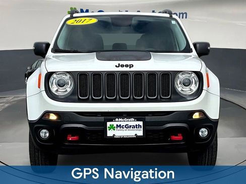 Used 2017 Jeep Renegade Trailhawk AWD/4WD image 2
