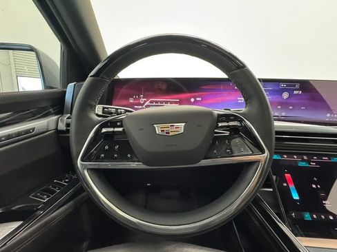 Used 2025 Cadillac Escalade Sport w/ LPO, ONYX Package AWD/4WD image 23