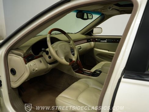 Used 1998 Cadillac Seville STS w/ Heated Seats Pkg image 4