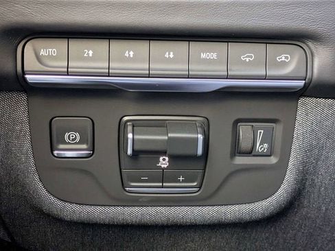 New 2026 Cadillac Escalade Platinum Sport image 28