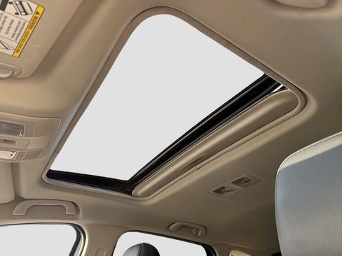 Used 2022 MAZDA CX-5 AWD 2.5 S w/ Premium Package image 17