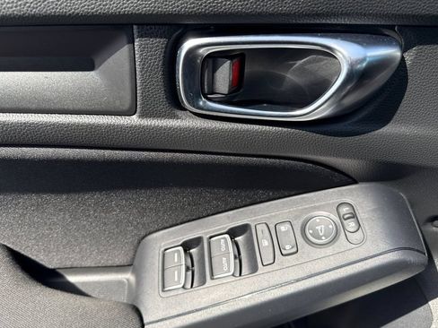 Used 2025 Honda Civic Sport image 13