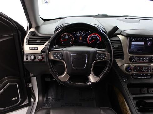 Used 2016 GMC Yukon Denali w/ Open Road Package AWD/4WD image 23
