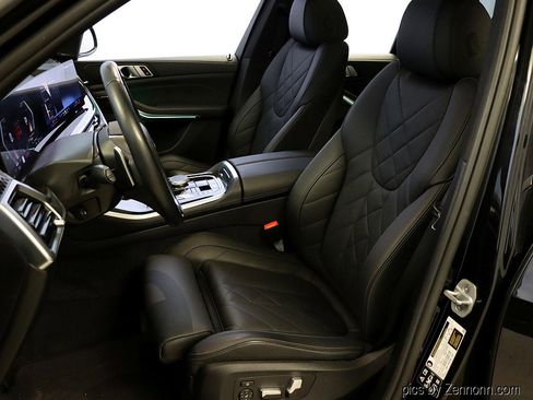 Certified 2025 BMW X5 xDrive40i w/ Premium Package image 10