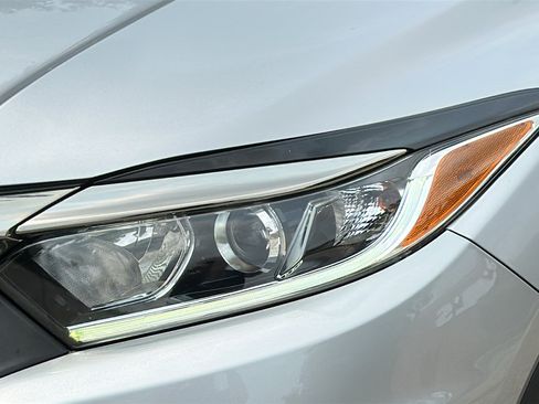 Used 2019 Honda HR-V EX image 4