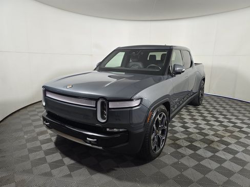 Used 2024 Rivian R1T Adventure AWD/4WD image 1