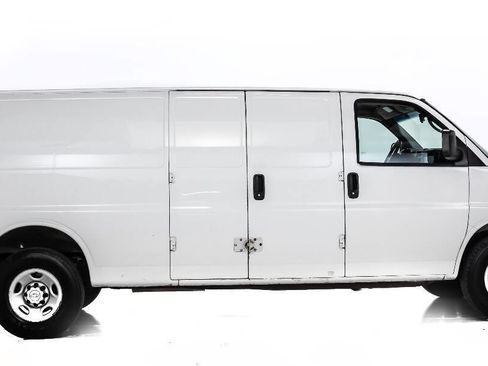 Used 2014 Chevrolet Express 3500 3500 3dr Extended Cargo Van image 5