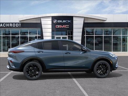 New 2026 Buick Envista Sport Touring image 5